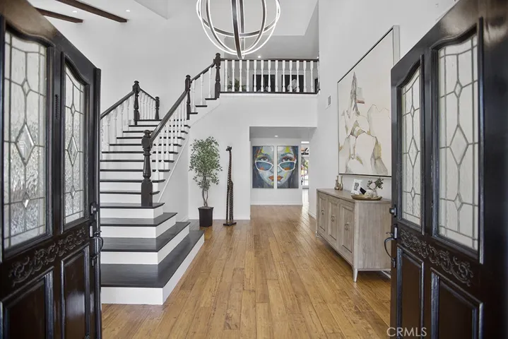 5957 Nora Lynn Drive, Woodland Hills, California 91367