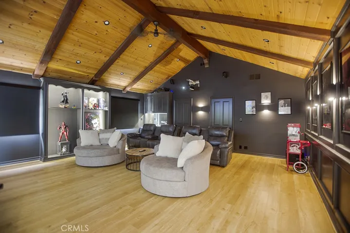 5957 Nora Lynn Drive, Woodland Hills, California 91367