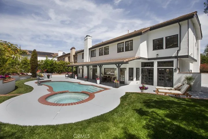 5957 Nora Lynn Drive, Woodland Hills, California 91367