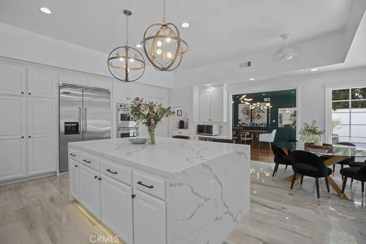 5957 Nora Lynn Drive, Woodland Hills, California 91367