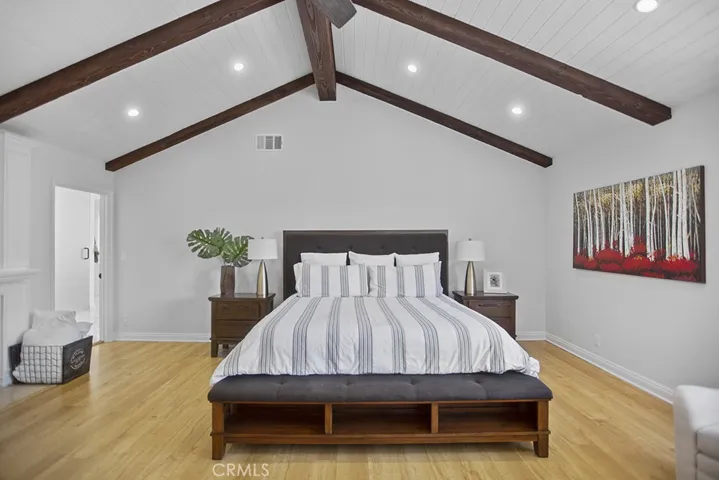 5957 Nora Lynn Drive, Woodland Hills, California 91367