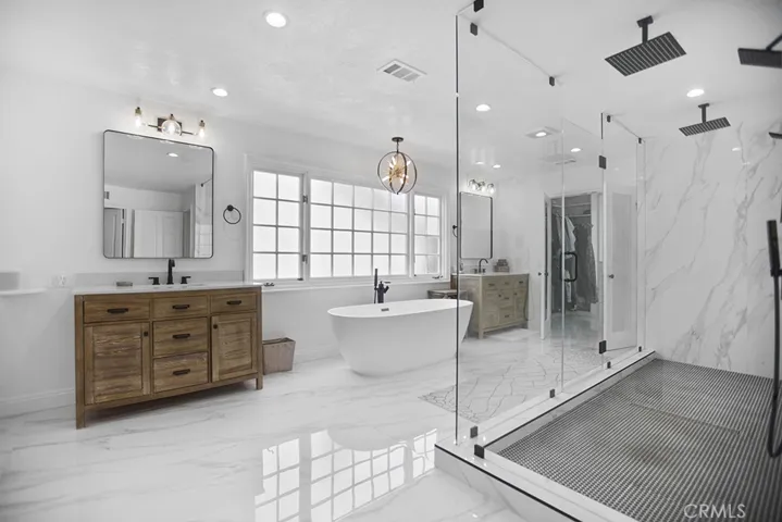 5957 Nora Lynn Drive, Woodland Hills, California 91367