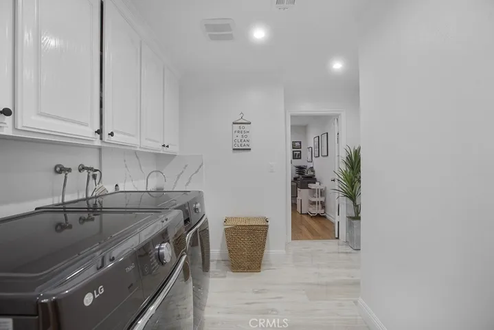 5957 Nora Lynn Drive, Woodland Hills, California 91367