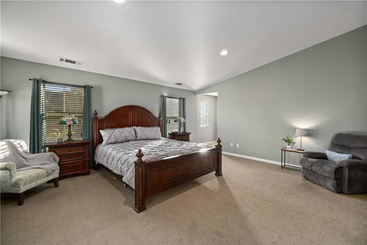 20316 Dorothy Street, Saugus, California 91350