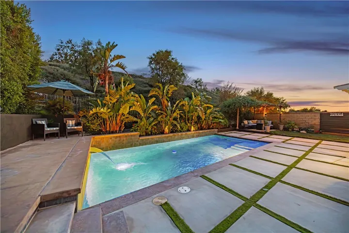 20316 Dorothy Street, Saugus, California 91350