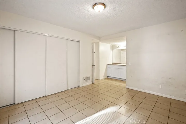 1056 S Idaho Street 33, La Habra, California 90631