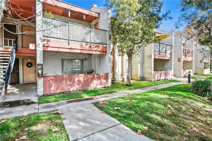 1056 S Idaho Street 33, La Habra, California 90631