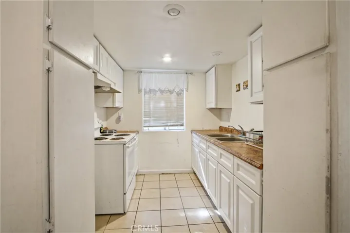 1056 S Idaho Street 33, La Habra, California 90631