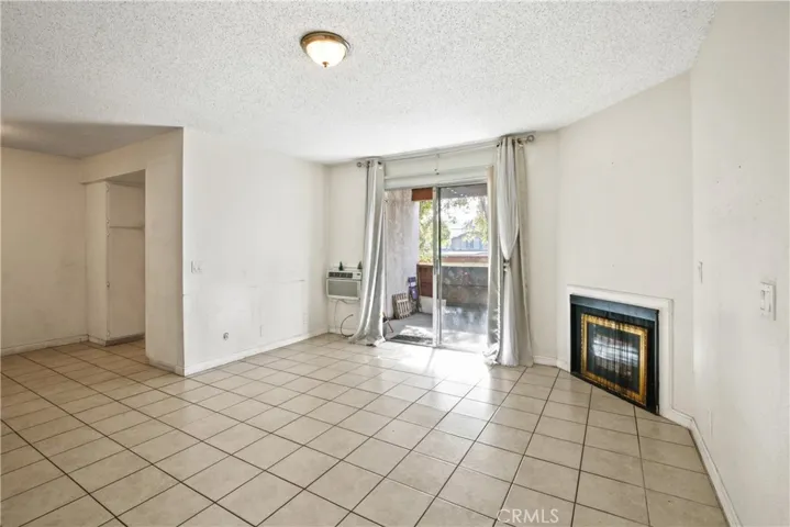 1056 S Idaho Street 33, La Habra, California 90631