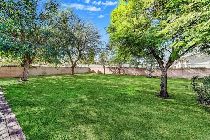 130 N Vicentia Avenue, Corona, California 92882
