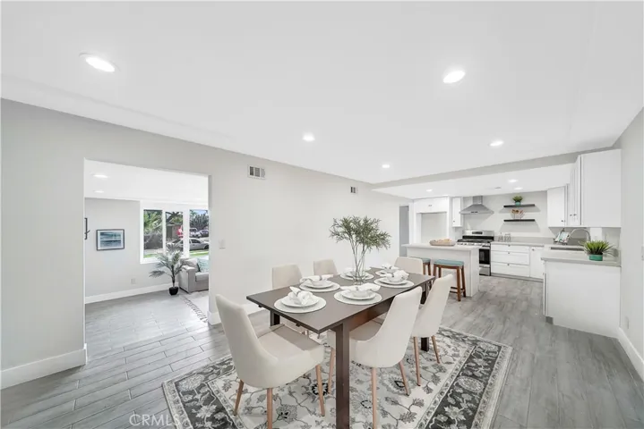 130 N Vicentia Avenue, Corona, California 92882