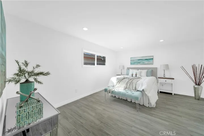 130 N Vicentia Avenue, Corona, California 92882