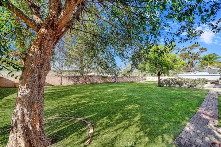 130 N Vicentia Avenue, Corona, California 92882