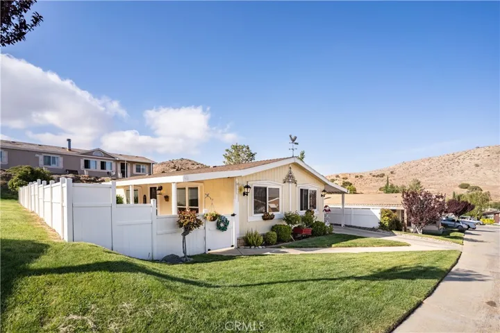 33105 Santiago Road 97, Acton, California 93510