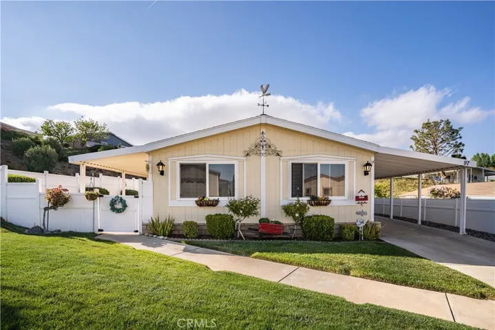 33105 Santiago Road 97, Acton, California 93510