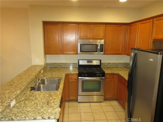 1086 Sydney Court, Upland, California 91786