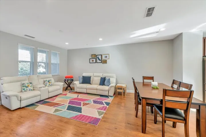 198 Esfahan Drive 6, San Jose, California 95111
