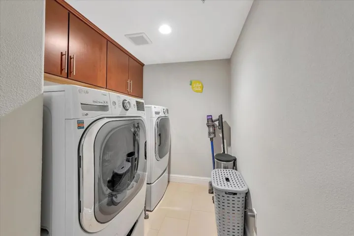 198 Esfahan Drive 6, San Jose, California 95111