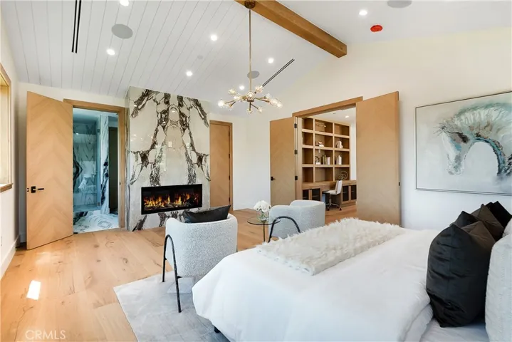 4730 Columbus Avenue, Sherman Oaks, California 91403
