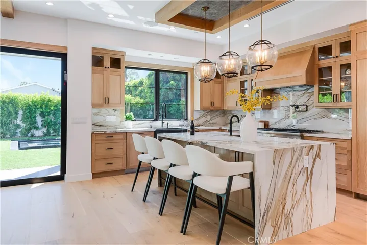 4730 Columbus Avenue, Sherman Oaks, California 91403