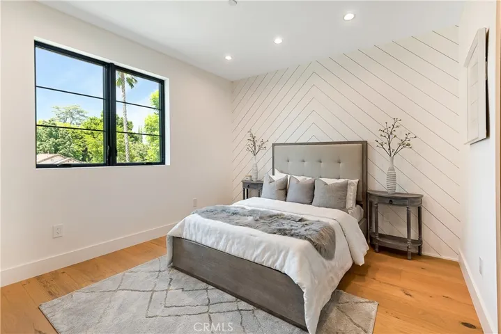4730 Columbus Avenue, Sherman Oaks, California 91403