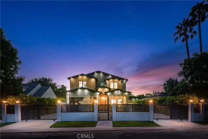 4730 Columbus Avenue, Sherman Oaks, California 91403