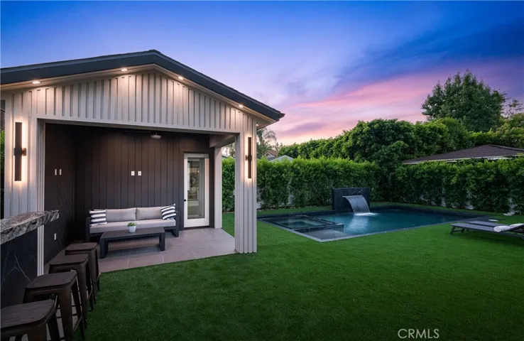 4730 Columbus Avenue, Sherman Oaks, California 91403