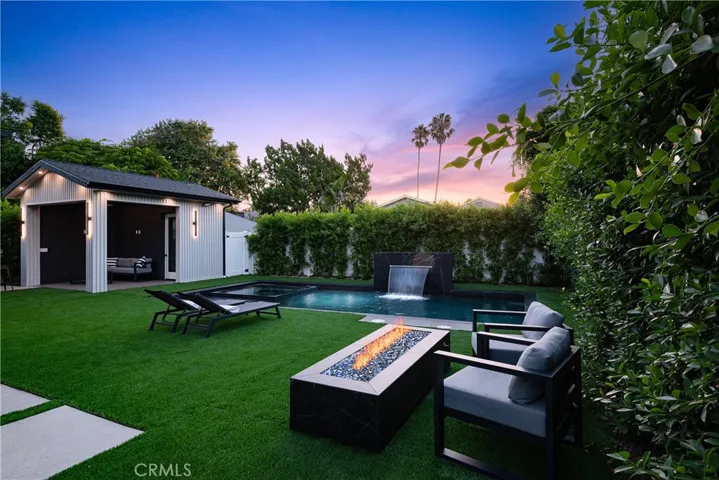 4730 Columbus Avenue, Sherman Oaks, California 91403