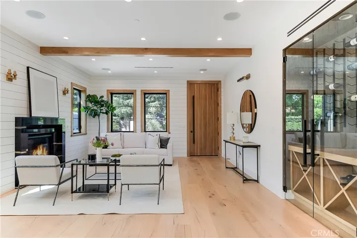 4730 Columbus Avenue, Sherman Oaks, California 91403
