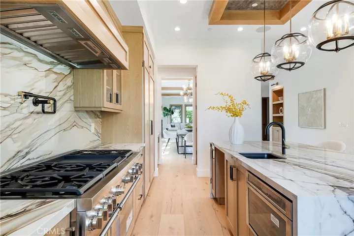 4730 Columbus Avenue, Sherman Oaks, California 91403