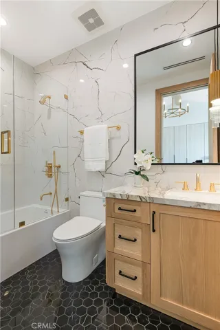 4730 Columbus Avenue, Sherman Oaks, California 91403