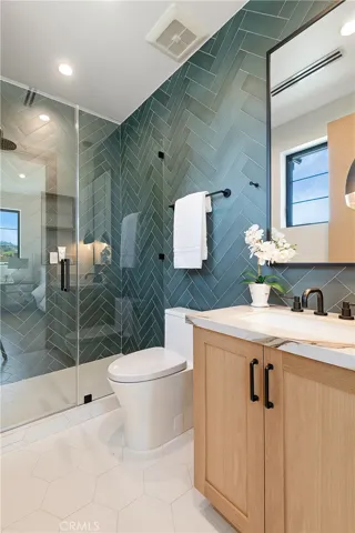 4730 Columbus Avenue, Sherman Oaks, California 91403