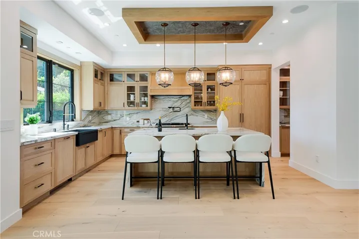 4730 Columbus Avenue, Sherman Oaks, California 91403