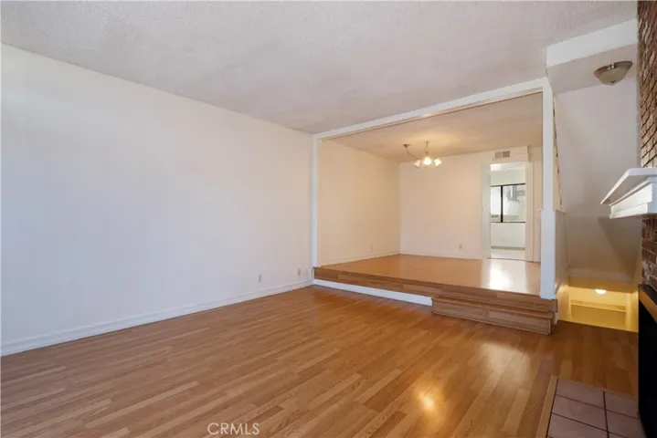 9620 Sepulveda Boulevard 8, North Hills, California 91343