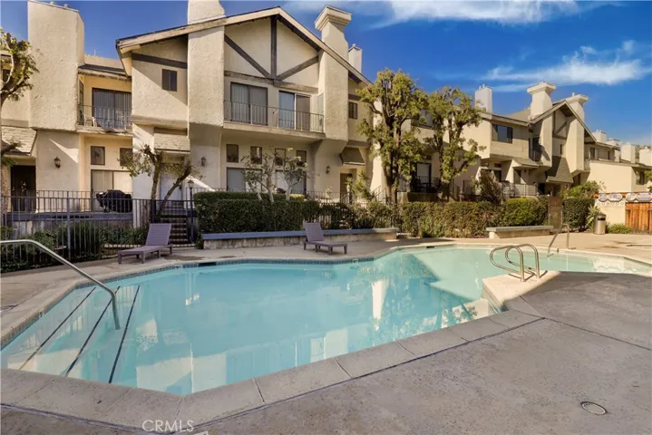 9620 Sepulveda Boulevard 8, North Hills, California 91343
