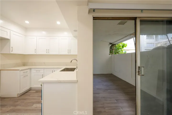 330 N. Howard 103, Glendale, California 91206