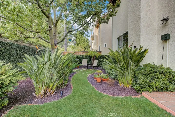 79 Rue Du Chateau 14, Aliso Viejo, California 92656