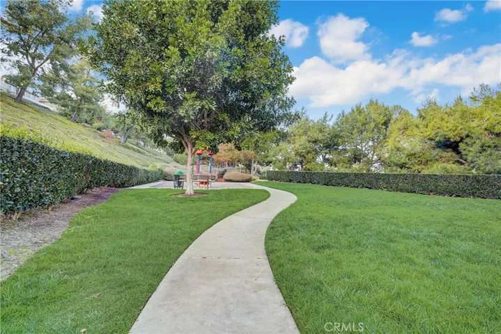 79 Rue Du Chateau 14, Aliso Viejo, California 92656