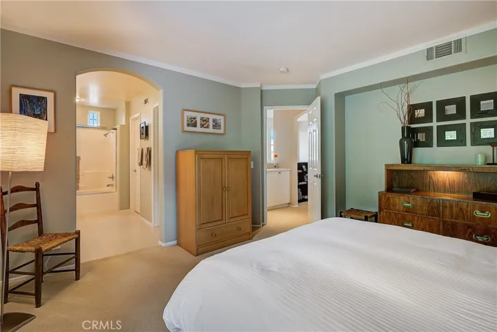 79 Rue Du Chateau 14, Aliso Viejo, California 92656