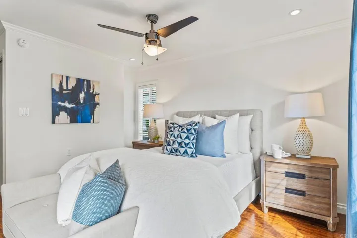 4817 Bella Pacific 108, San Diego, California 92109