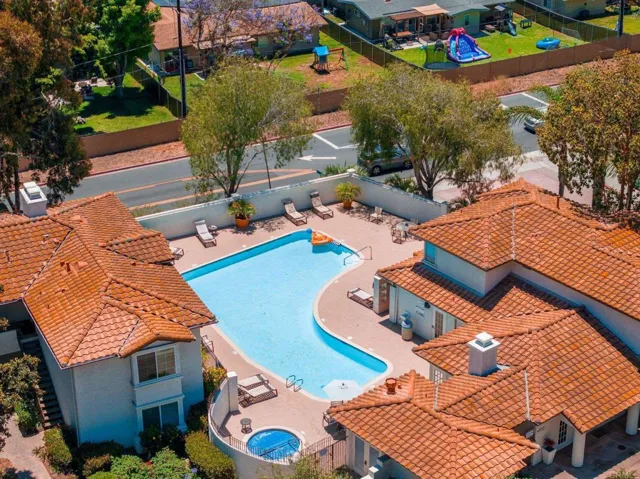 4817 Bella Pacific 108, San Diego, California 92109