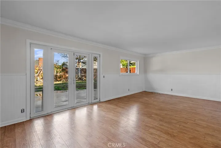 Beautiful french door to backyard