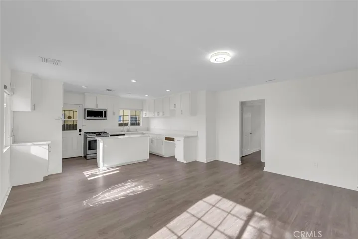 2055 Royal Oaks Drive, Duarte, California 91010