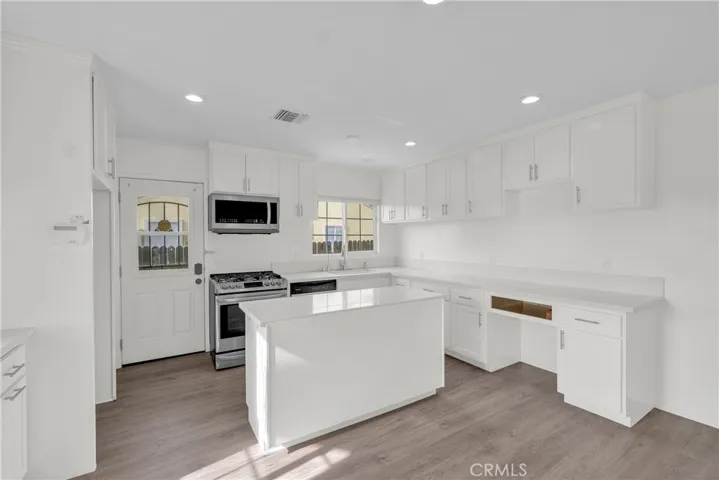 2055 Royal Oaks Drive, Duarte, California 91010