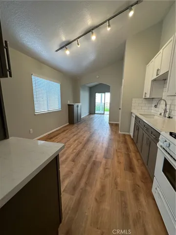 27431 La Cabra, Mission Viejo, California 92691