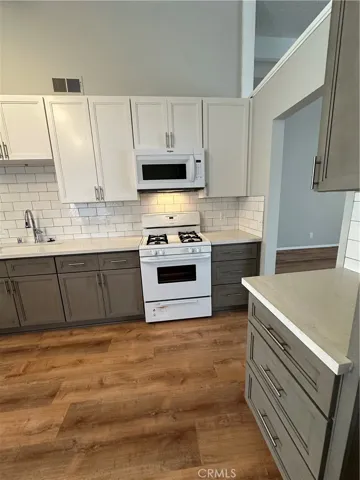 27431 La Cabra, Mission Viejo, California 92691