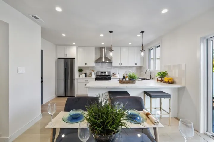 546 Hemlock Avenue, Millbrae, California 94030