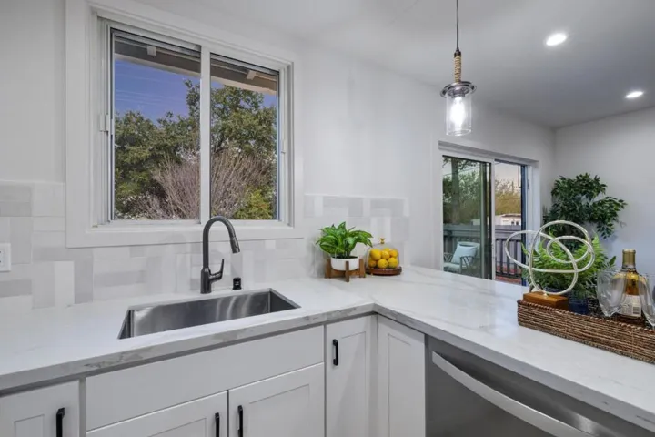 546 Hemlock Avenue, Millbrae, California 94030