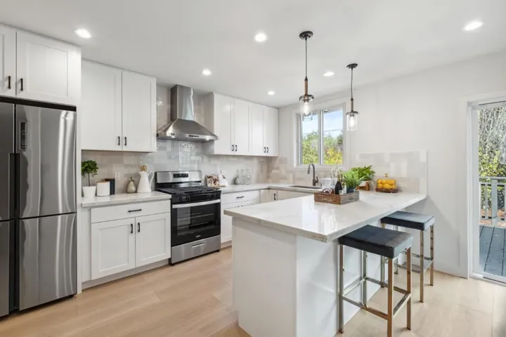 546 Hemlock Avenue, Millbrae, California 94030