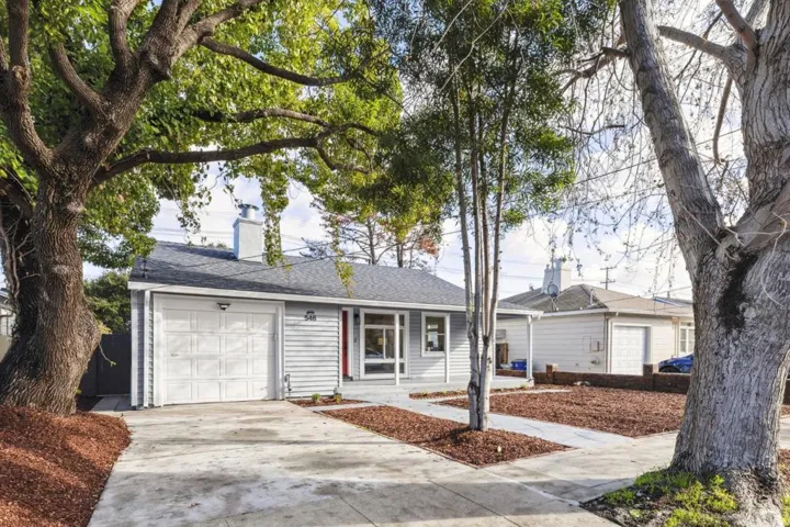 546 Hemlock Avenue, Millbrae, California 94030